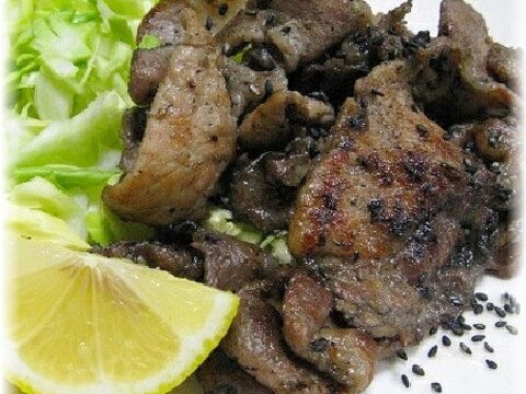 セサミンたっぷり!黒胡麻のコク豚生姜焼き